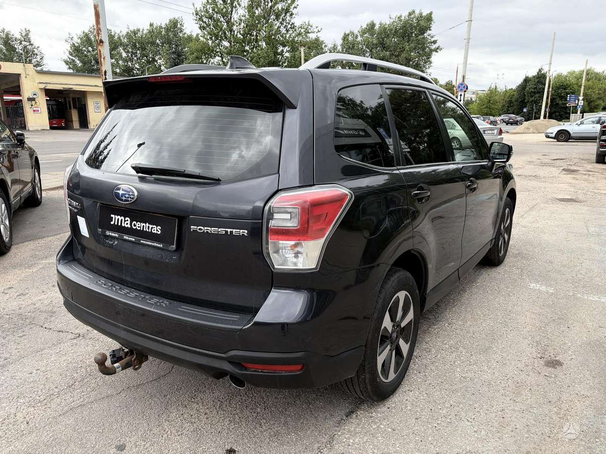 Subaru Forester, 2.0 l., Внедорожник / Кроссовер