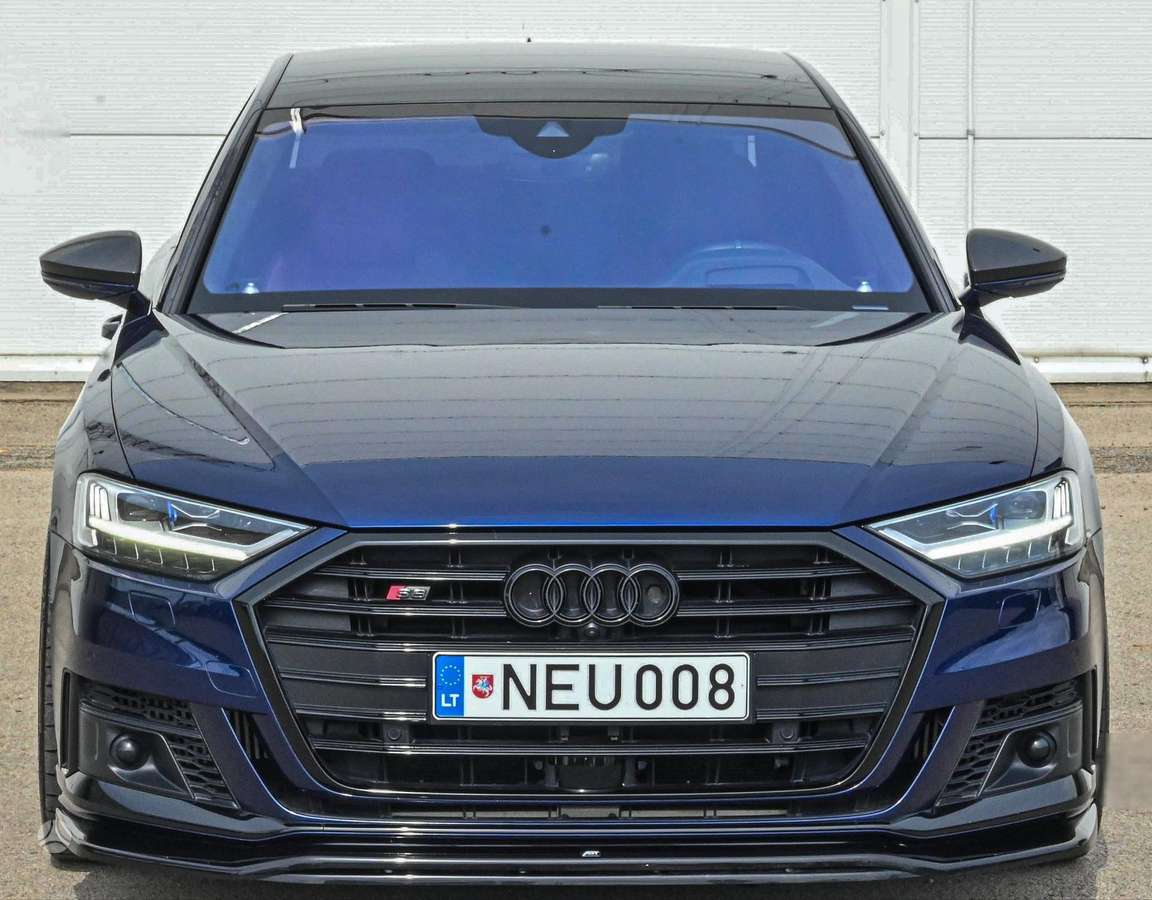 Audi A8, 4.0 l., Седан