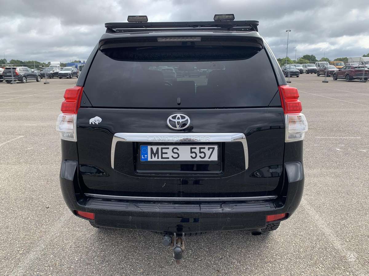 Toyota Land Cruiser - 6