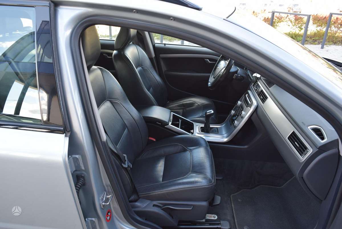 Volvo V70, 2.0 l., wagon