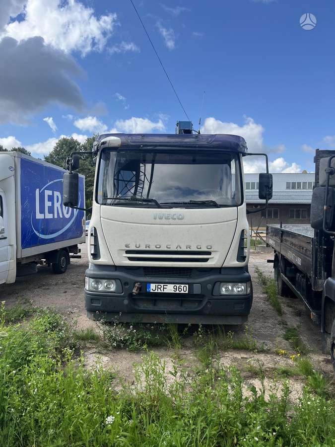 Iveco ML180E28, самосвалы с краном