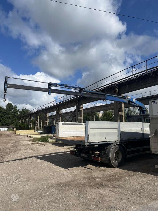 Iveco ML180E28, самосвалы с краном