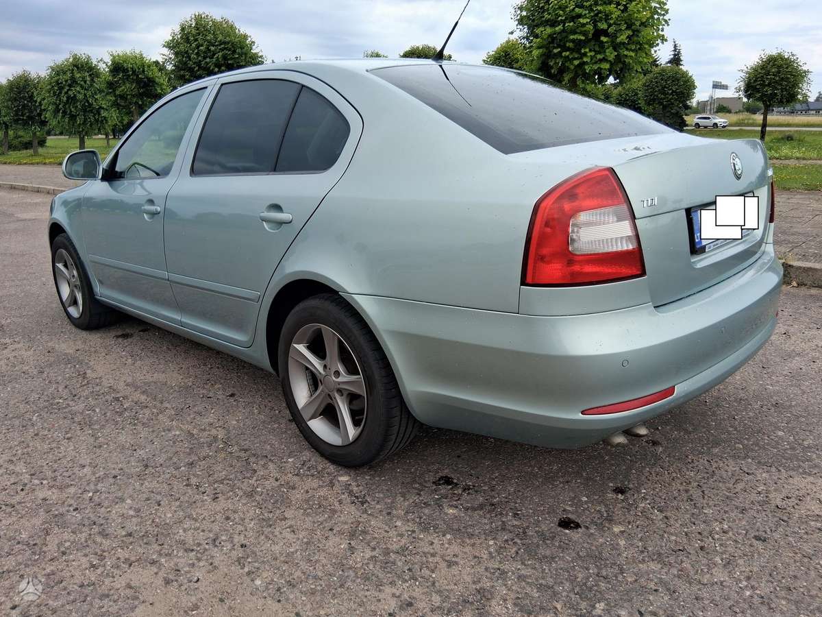 Škoda Octavia - 10