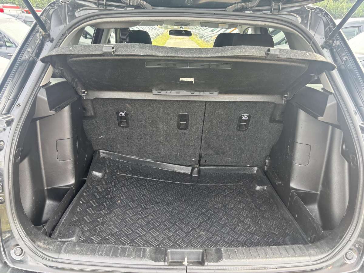 Suzuki Vitara, 1.6 l., off-road / crossover