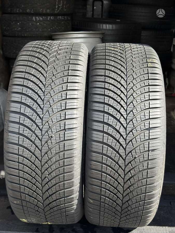 Goodyear Vector 4seasons, всесезонные 215/45 R17