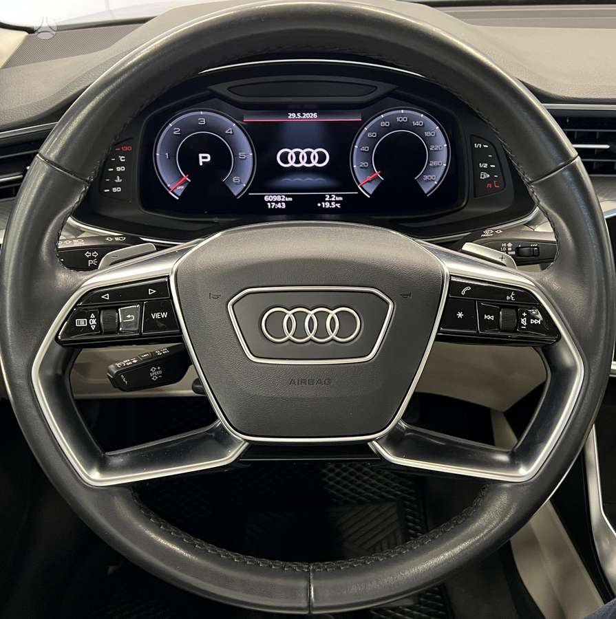 Audi A6, 2.0 l., Седан