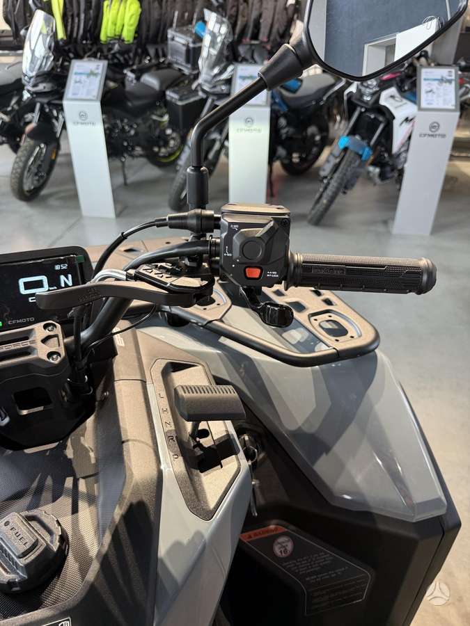 CFMOTO CFORCE C4 408cc, keturračiai