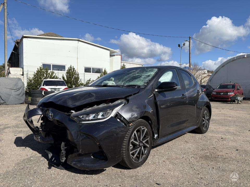 Toyota Yaris - 1
