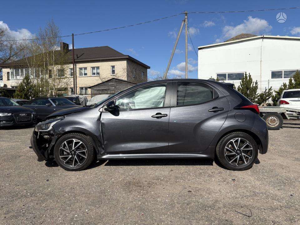 Toyota Yaris - 6