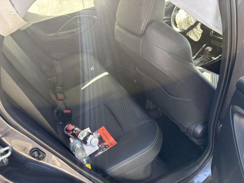 Toyota Yaris - 9