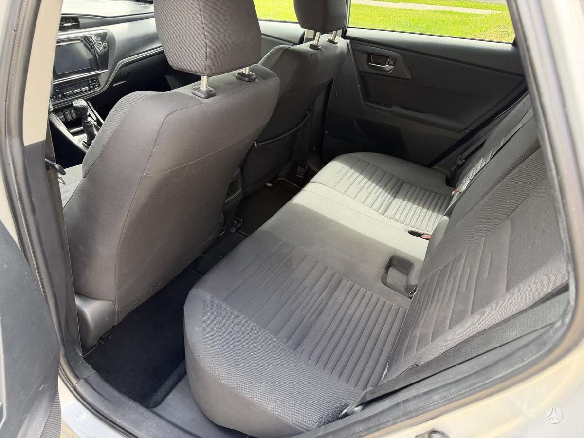 Toyota Auris, 1.6 l., hatchback