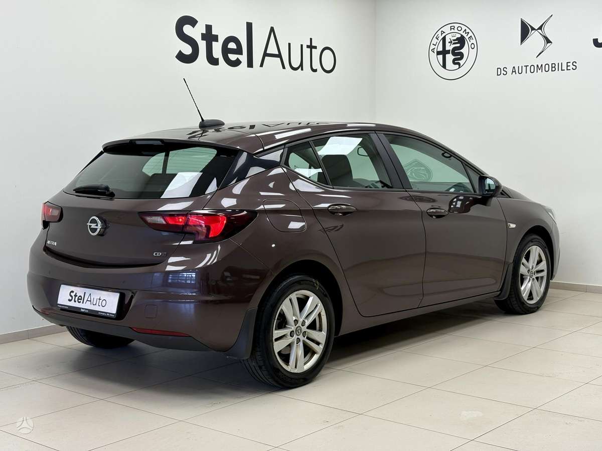 Opel Astra, 1.6 l., Хэтчбек