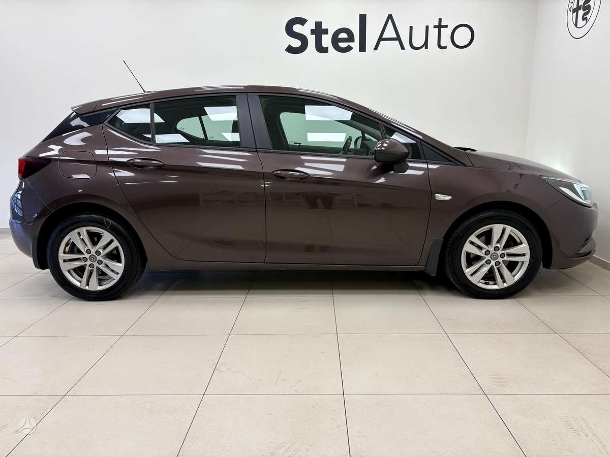 Opel Astra, 1.6 l., Хэтчбек