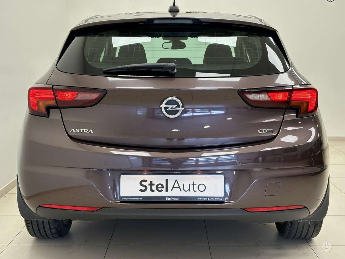 Opel Astra, 1.6 l., Хэтчбек