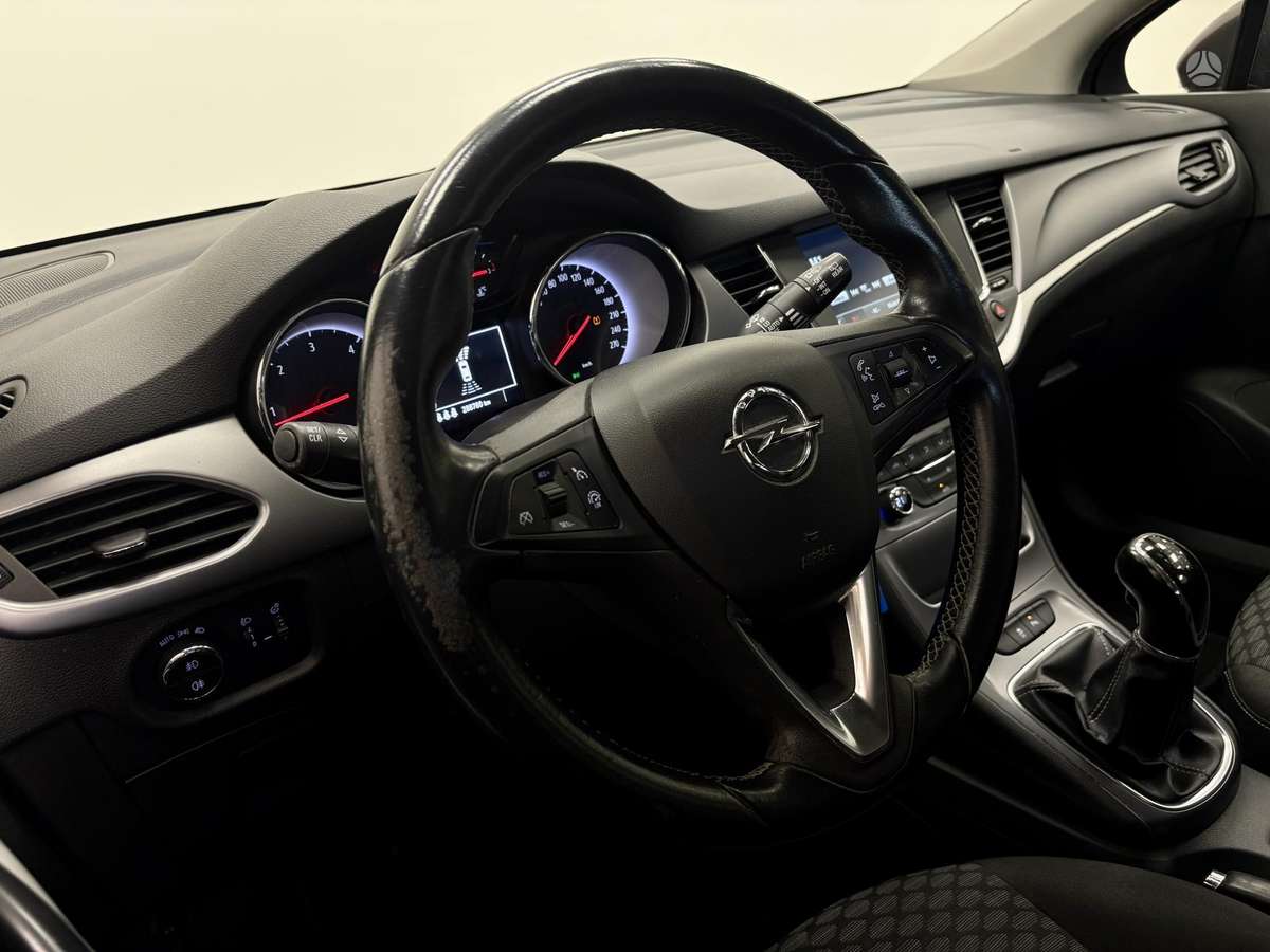 Opel Astra, 1.6 l., hatchback