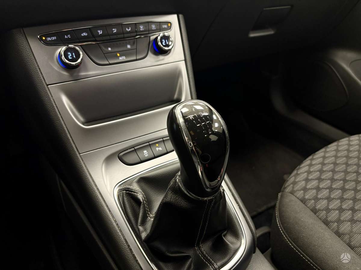 Opel Astra, 1.6 l., Хэтчбек