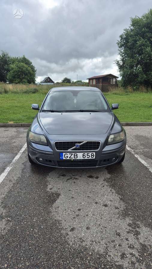 Volvo S40 - 1