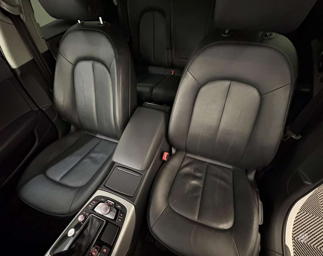 Audi A6, 3.0 l., universalas
