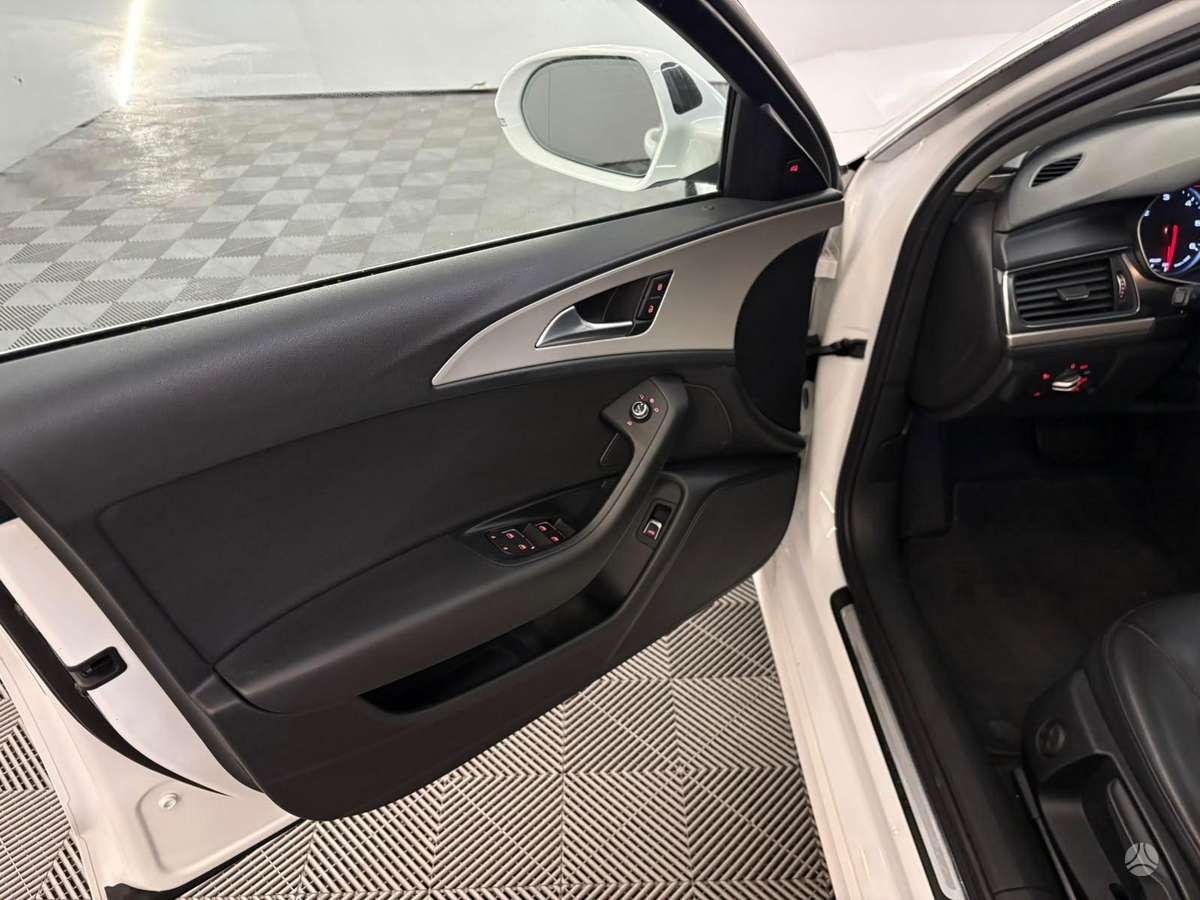 Audi A6, 3.0 l., universalas