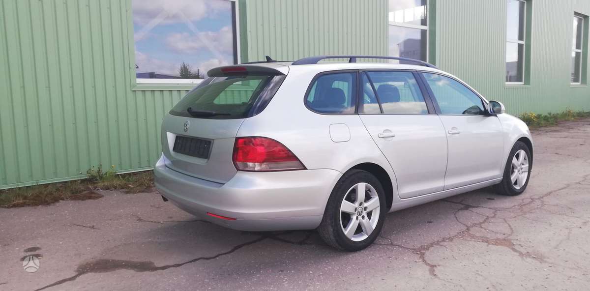 Volkswagen Golf - 3