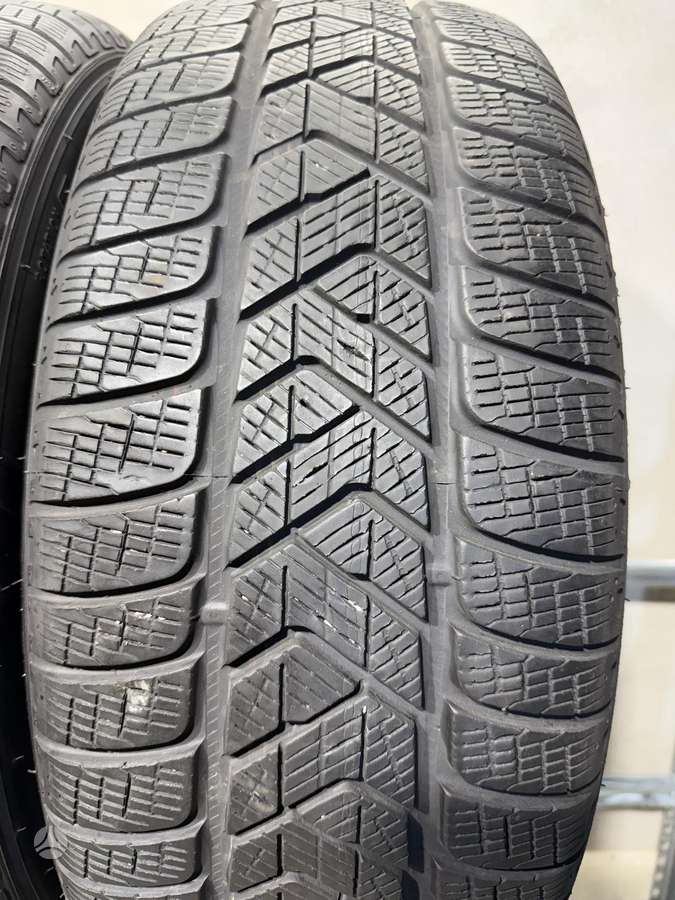 Pirelli Scorpion winter//MO, зимние 235/60 R18