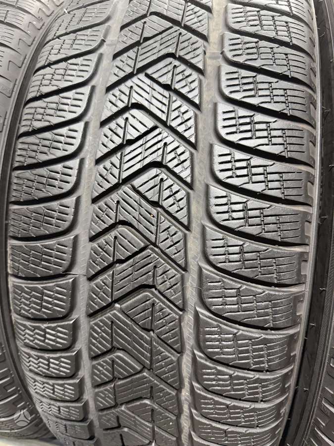 Pirelli Scorpion winter//MO, зимние 235/60 R18