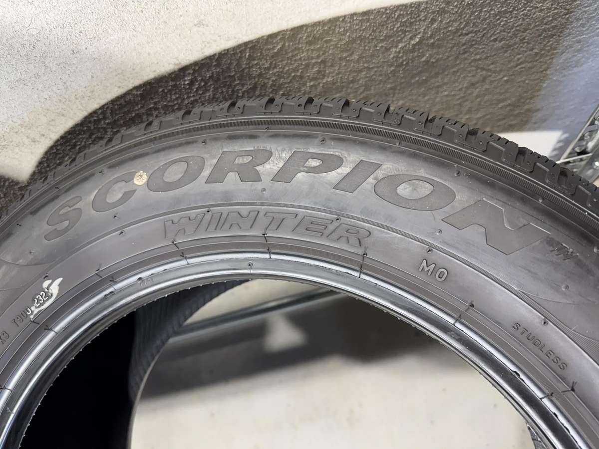 Pirelli Scorpion winter//MO, зимние 235/60 R18