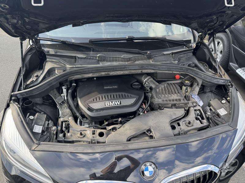 BMW 218, 2.0 l., Хэтчбек