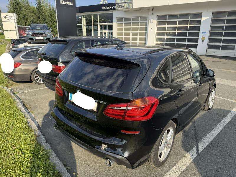 BMW 218, 2.0 l., hatchback