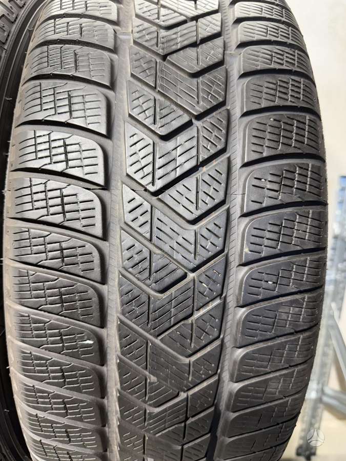 Pirelli Scorpion winter/MO, winter 235/60 R18
