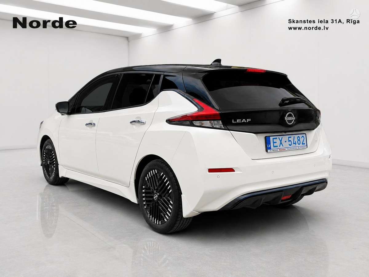Nissan Leaf, 40 kWh, hatchback