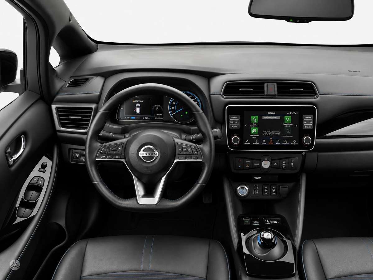 Nissan Leaf, 40 кВт·ч, Хэтчбек