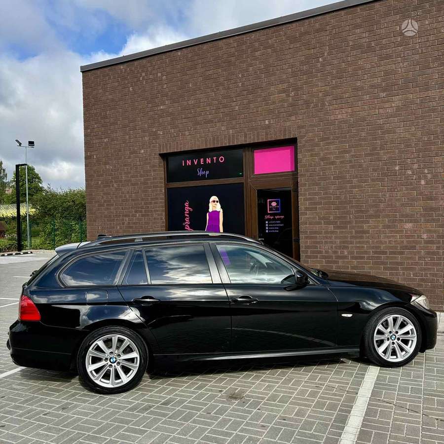 BMW 320, 2.0 l., wagon