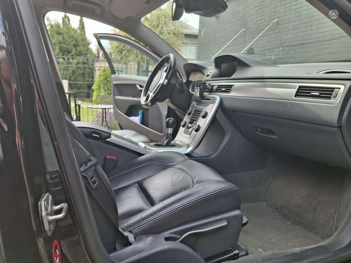 Volvo V70, 2.4 l., Универсал
