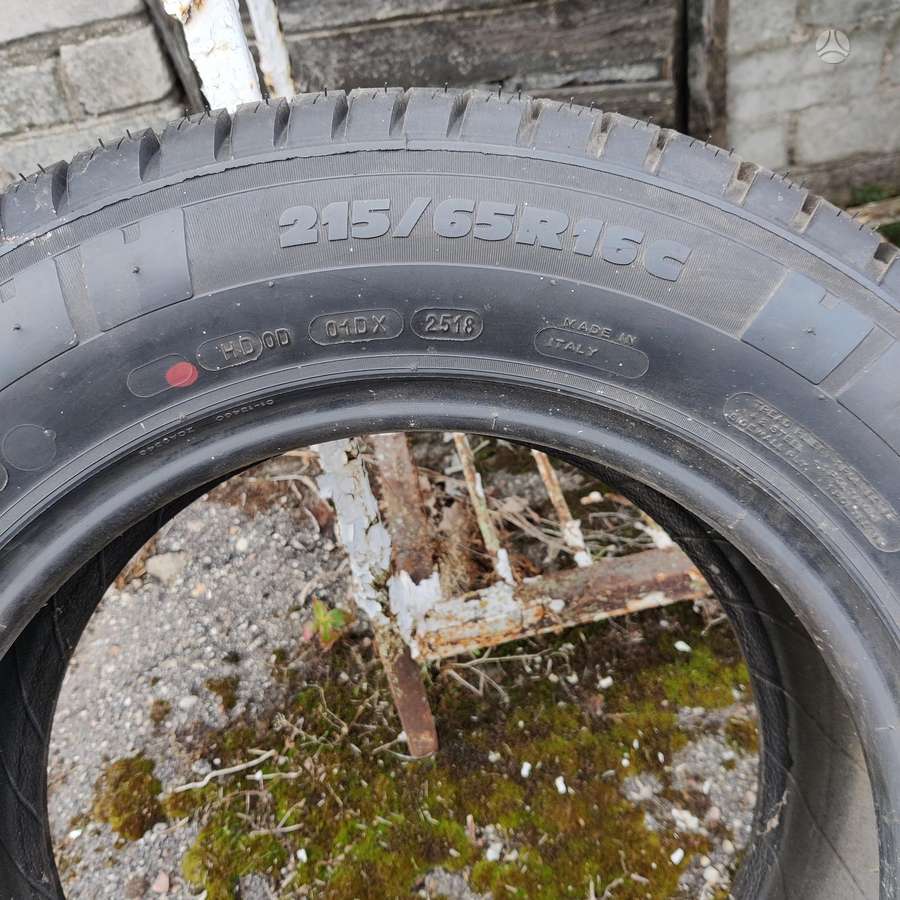 Michelin Agilis 51, всесезонные 215/65 R16