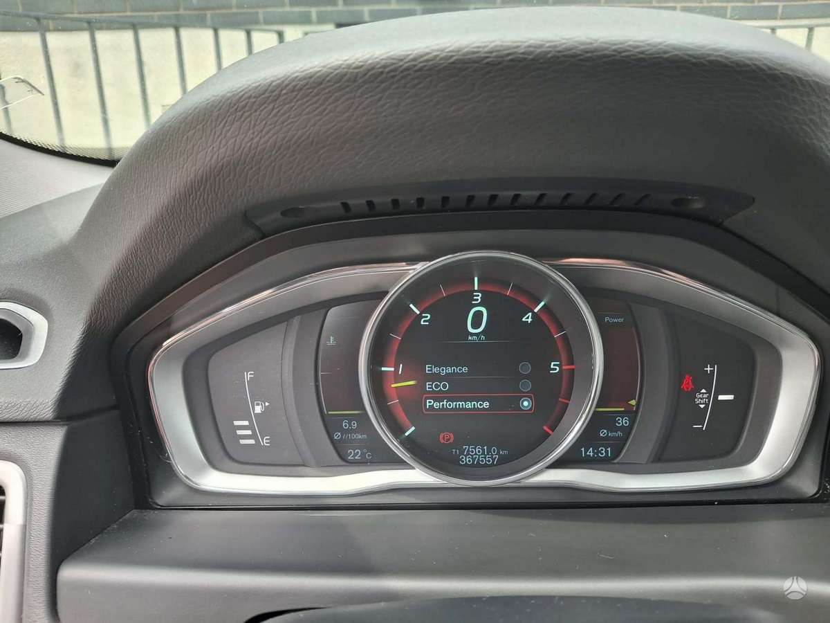 Volvo V70, 2.4 l., wagon