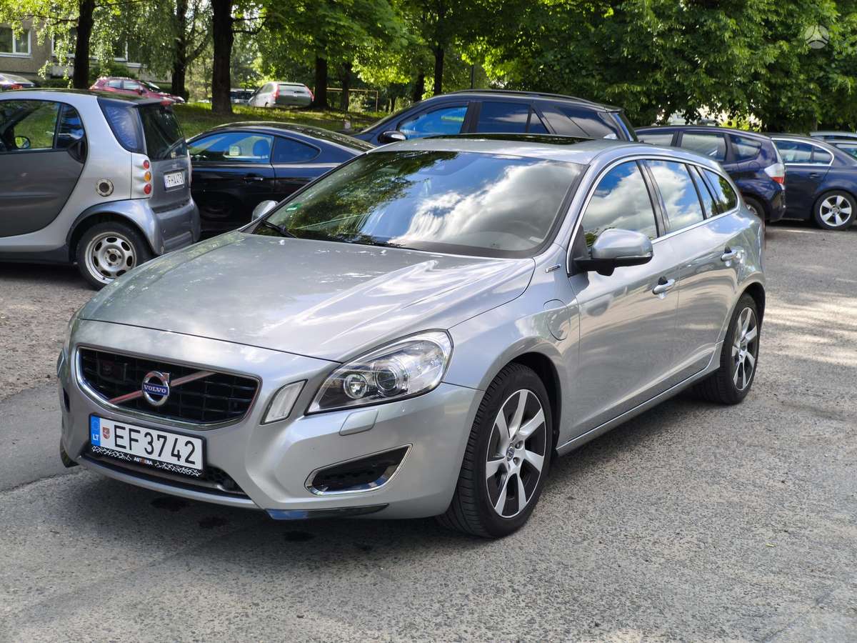 Volvo V60, 2.4 l., Универсал