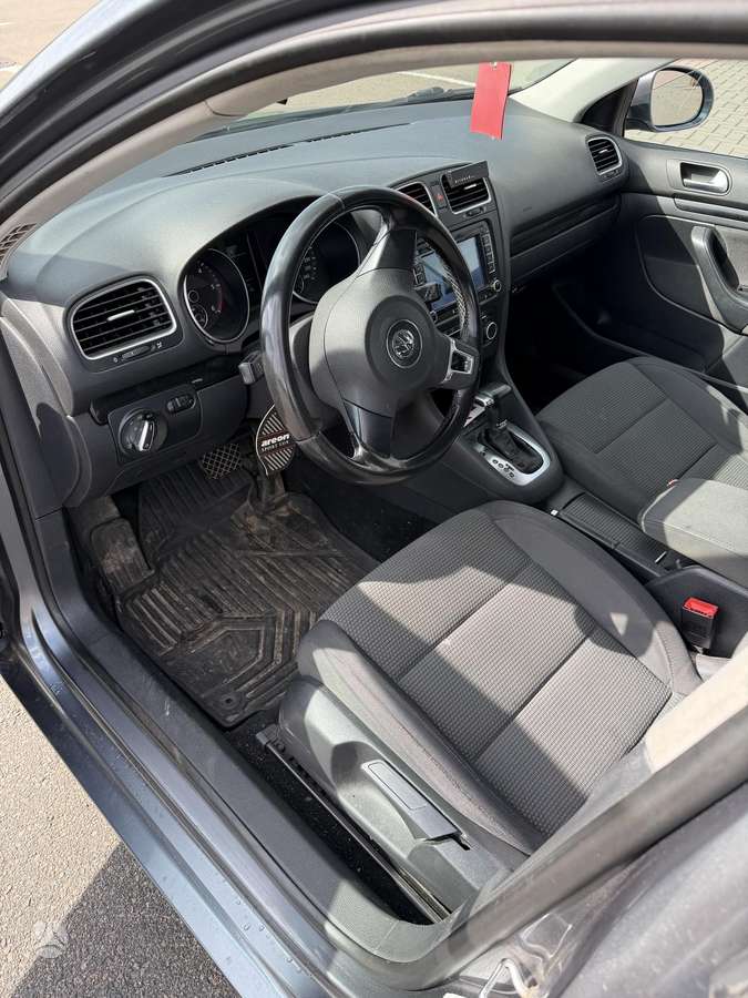 Volkswagen Golf - 7