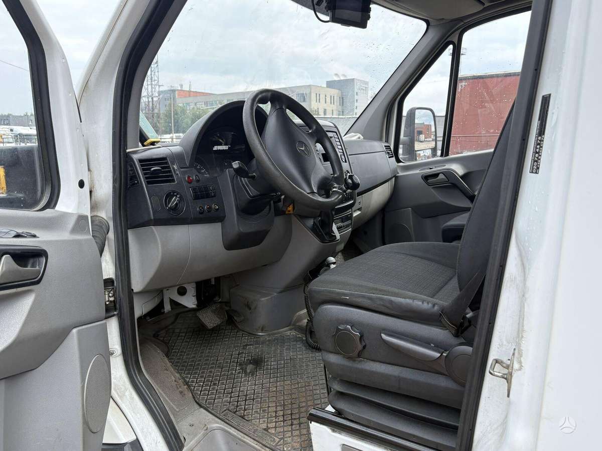Mercedes-Benz Sprinter 516, dropside trucks