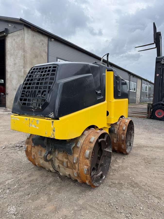Bomag BMP8500, vibro technika