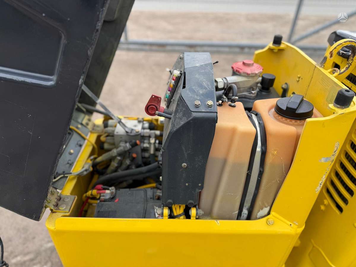 Bomag BMP8500, vibro technika
