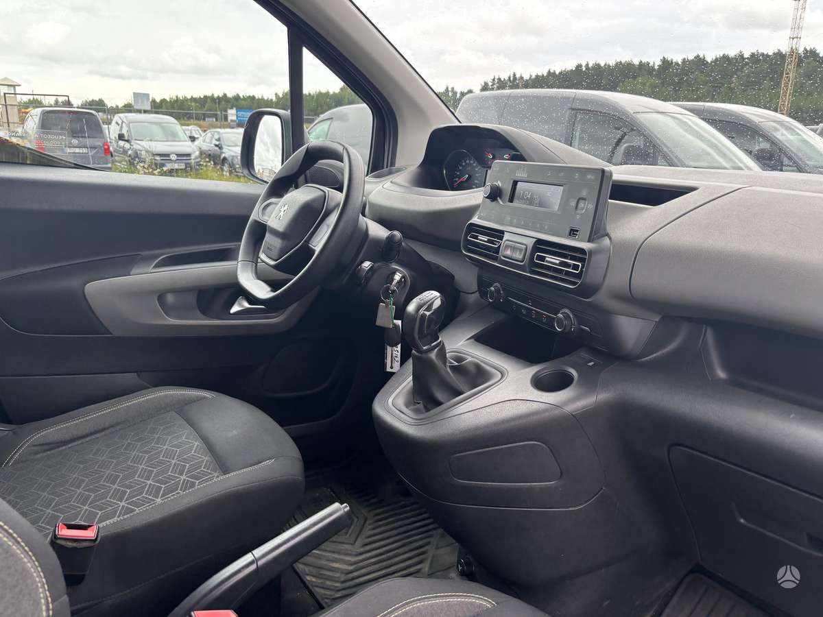 Peugeot Rifter - 9