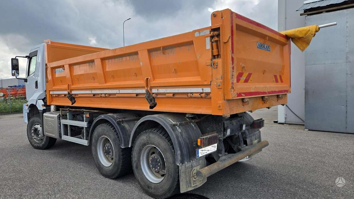 Ford F-LINE, dumpers / tippers