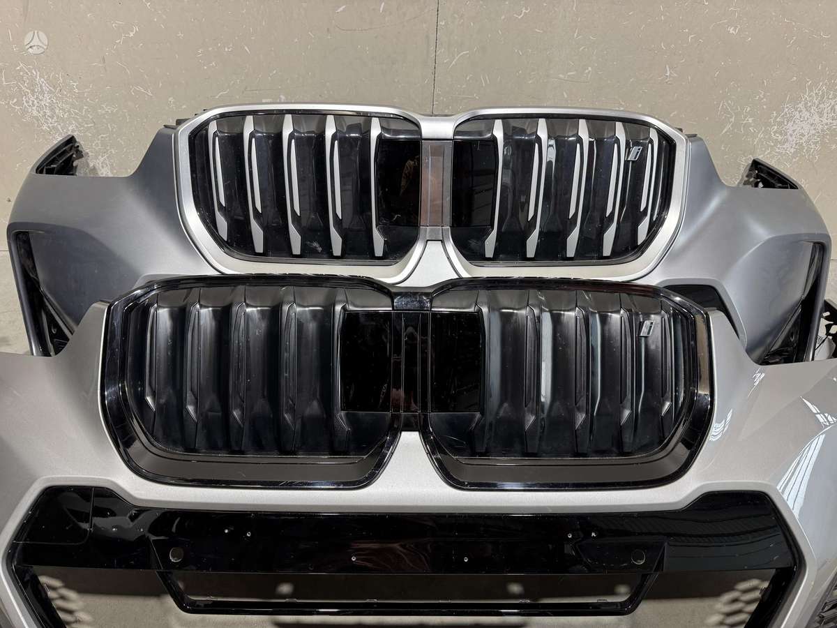 BMW iX1