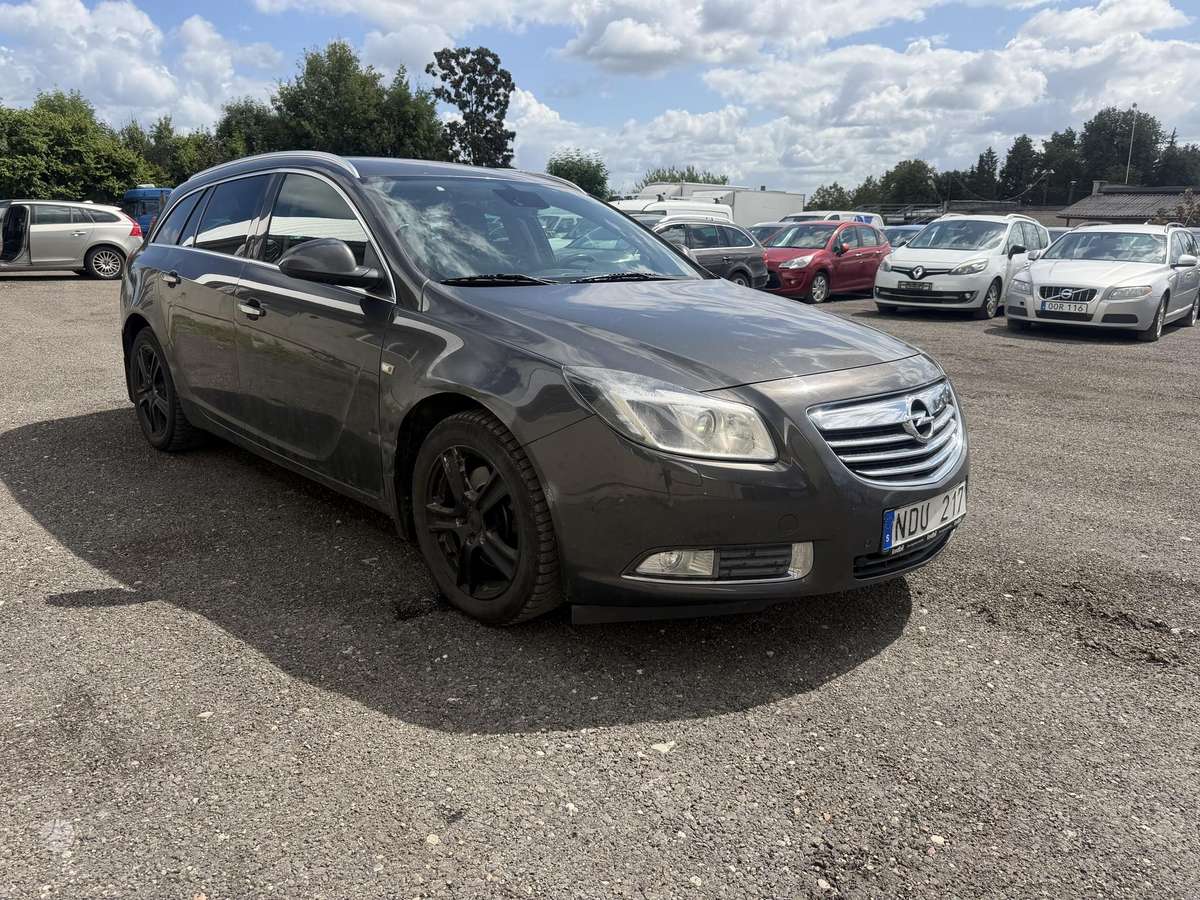 Opel Insignia, 2.0 l., Универсал