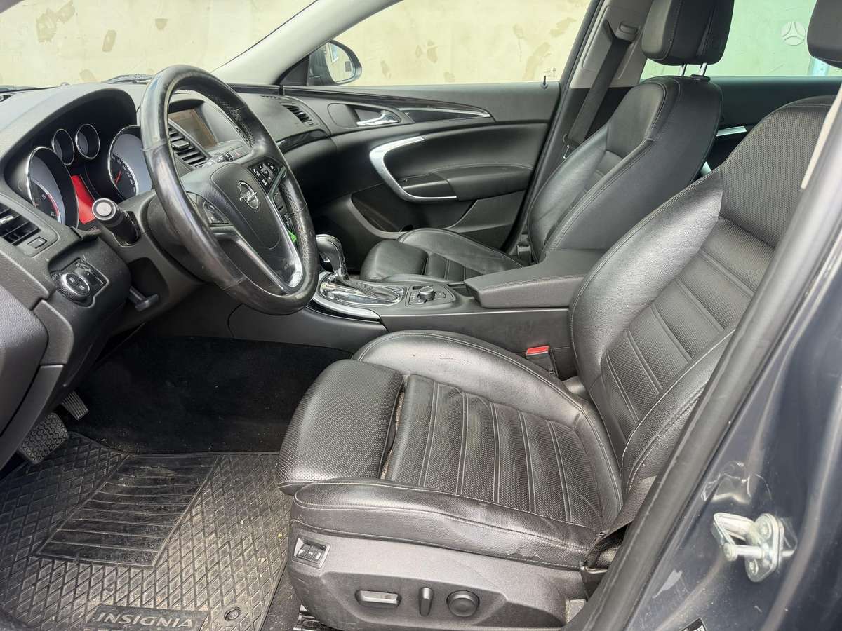 Opel Insignia, 2.0 l., Универсал
