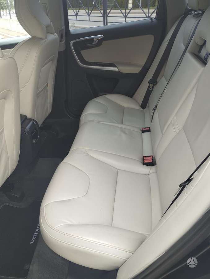Volvo XC60 - 3