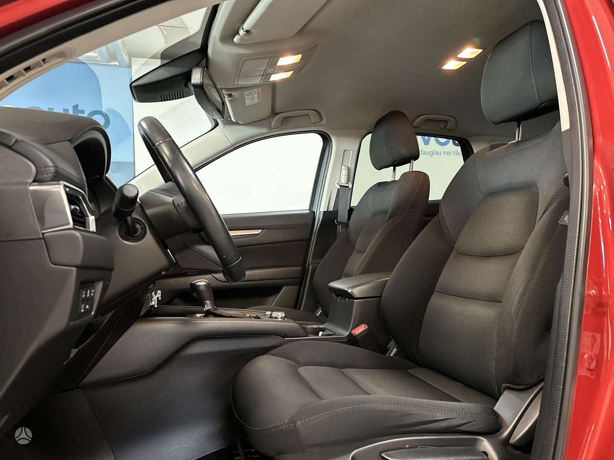 Mazda CX-5, 2.0 l., off-road / crossover