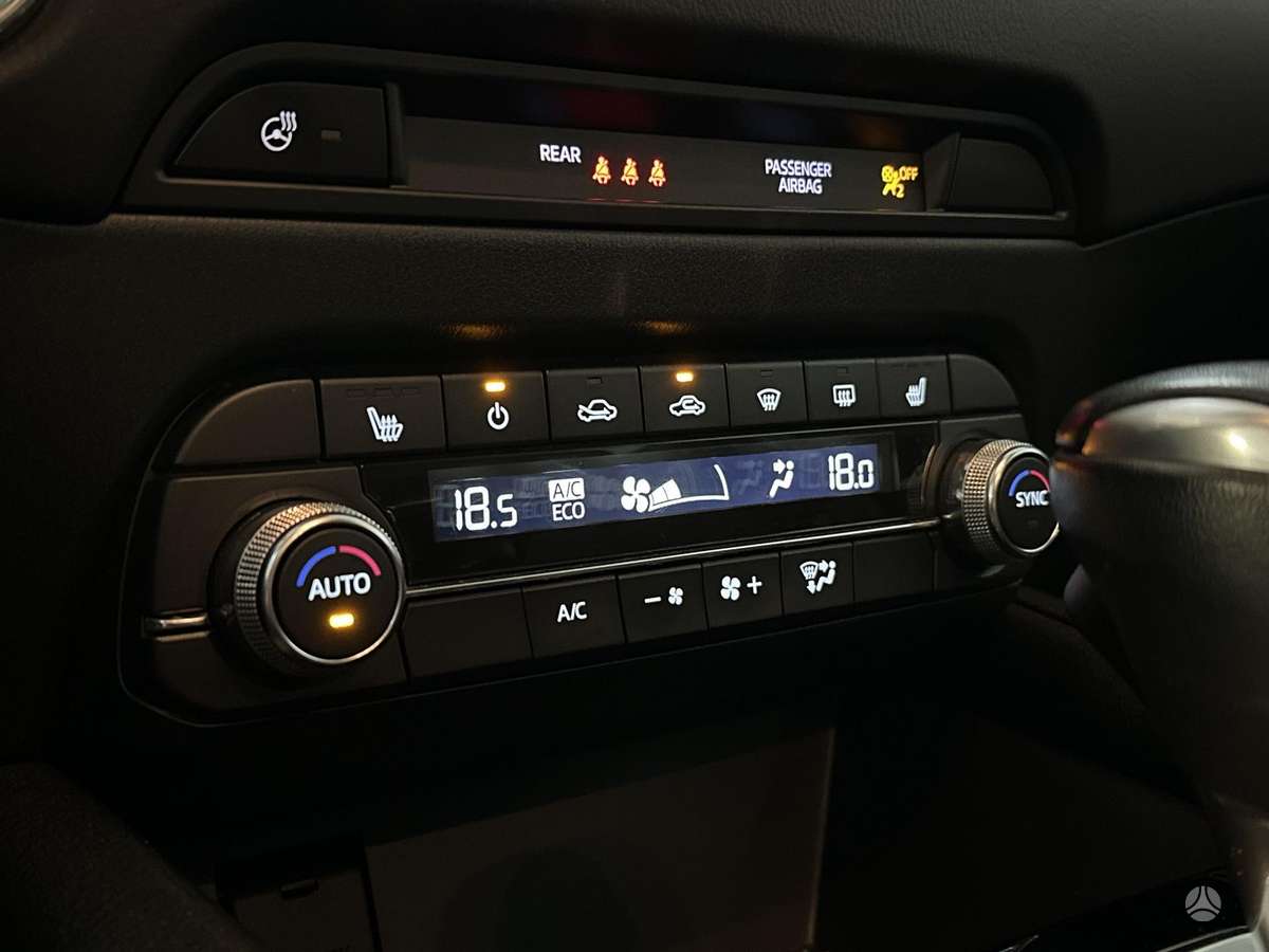 Mazda CX-5, 2.0 l., off-road / crossover