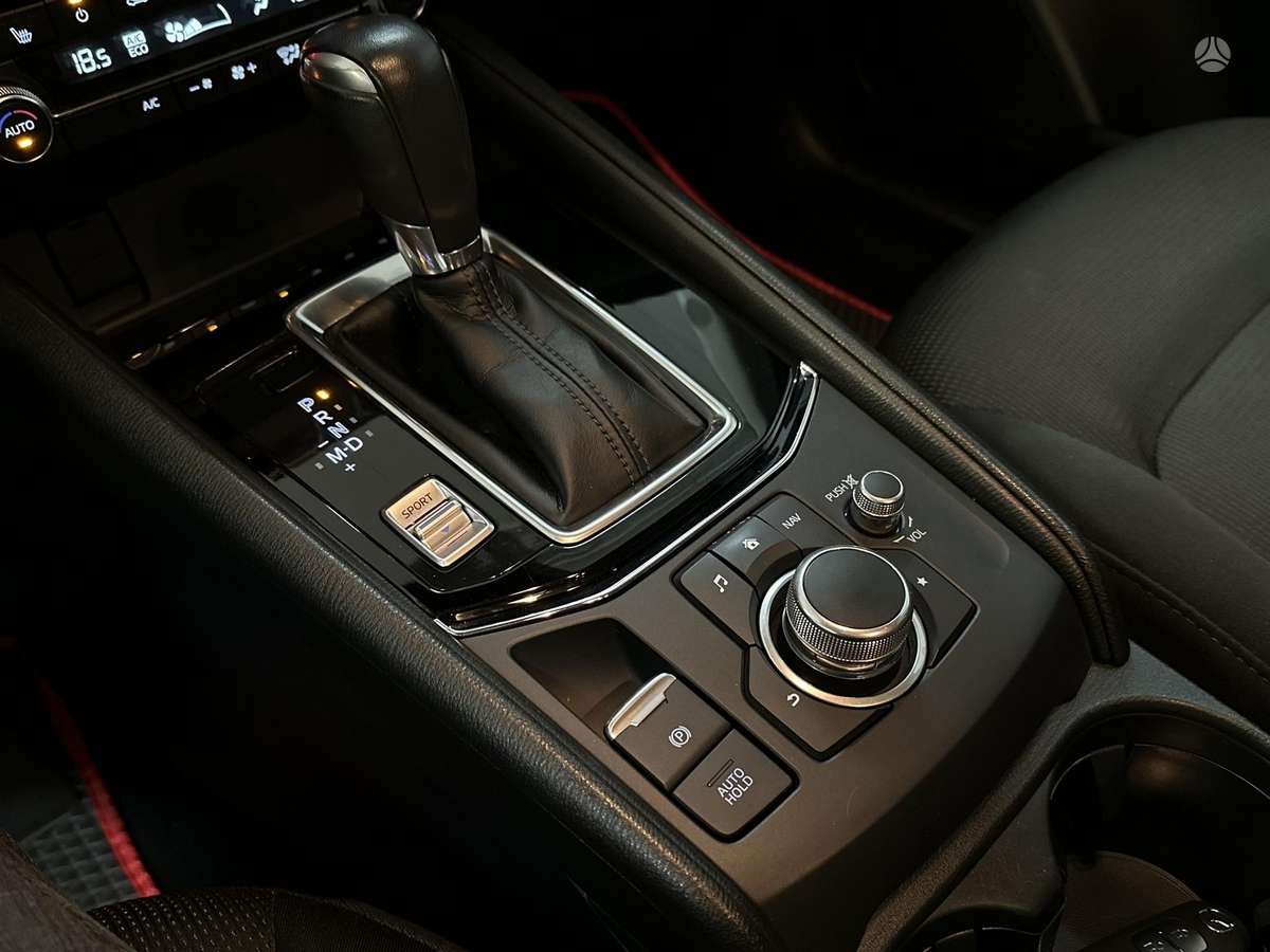 Mazda CX-5, 2.0 l., off-road / crossover